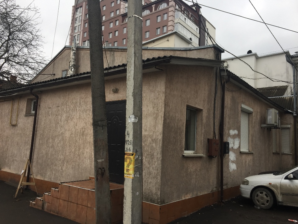 ІПОТЕКА: нежитлове приміщення загальною площею 56,0 м.кв., що знаходиться за адресою: м.Хмельницький, вул.Подільська,73