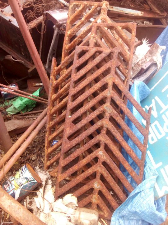 Металобрухт чорних металів загальною вагою 103 кг.