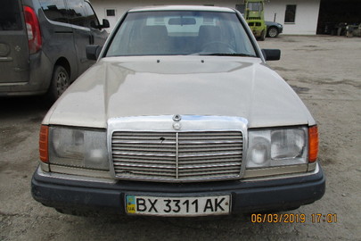 Автомобіль MERCEDES-BENZ 230, 1989 р.в., д.н.:ВХ3311АК, номер кузову:WDB1240231A790133