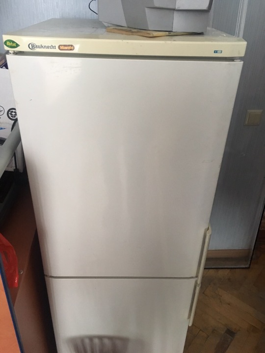 Холодильник марки 