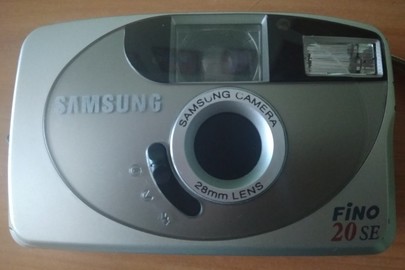 Фотоапарат марки "Samsung"