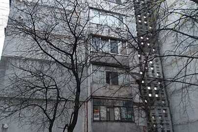 1/5 частина трикімнатної квартири загальною площею 71,1 м.кв., що знаходиться за адресою: м.Хмельницький, вул.С.Бандери, 20/1, кв.67