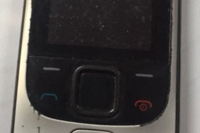 Мобільний телефон марки "NOKIA-2330 с-2"