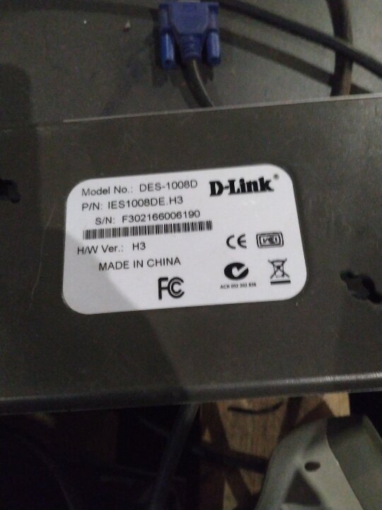 Комутатор D-Link S/n F302166006190, б/в