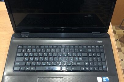 Ноутбук марки "Asus" K72JR,б/в