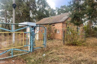 Нежитлові будівлі, РНОНМ: 4250116, за адресою:  Харківська обл.,  смт. Зачепилівка, вул. Максима Некрасова (14-ї гвардійської стрілецької дивізії), № 12