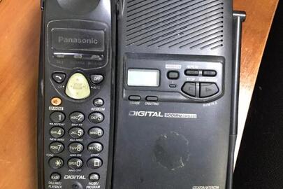 Офісний телефон Panasonic Digital 900MHz, робочий стан не перевірявся, б/в