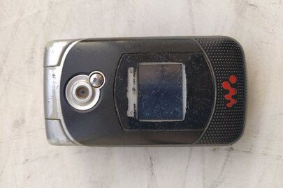 Мобільний телефон Sony Ericsson W300i