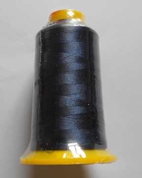 Нитки темно-синього кольору з поліестеру на пластиковій котушці Poly Net 30 TM Unluoglu, в кількістю 45 котушок