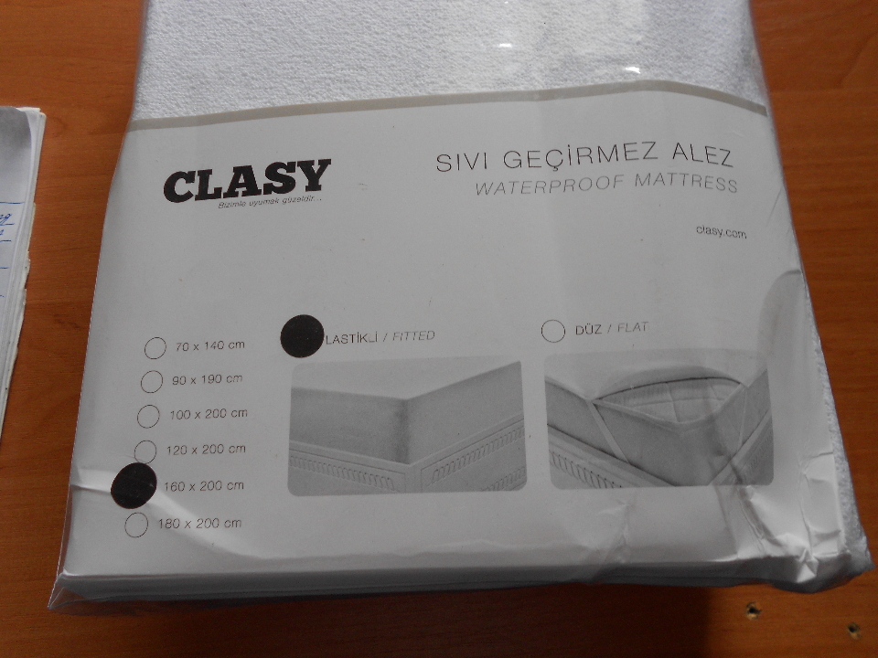 Простирадло водозахисне білого кольору на резинці по периметру TM CLASY, розміром 160*200 см., в кількості 5 шт.