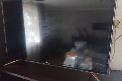 Телевізор «SAMSUNG», чорного кольору, в робочому стані, б/в