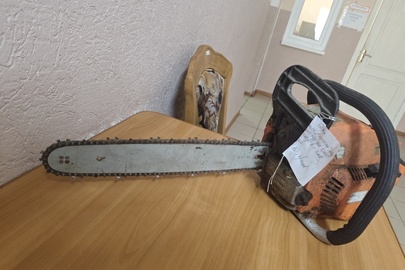 Конфіскація майна за рішенням суду: бензопила Husgvarna моделі 345, б/в в неробочому стані