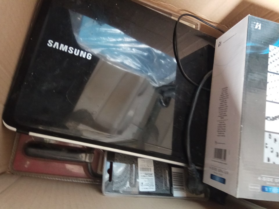 Ноутбук SAMSUNG RV 508 в кількості 1 шт.