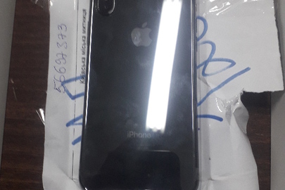 Мобільний телефон марки Apple Iphone X Space Gray 64 Gb, модель A1901, у кількості - 1 шт.
