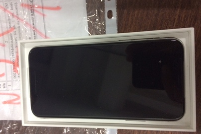 Мобільний телефон TM Apple Iphone X, Silver, 64 gb, в упаковці виробника, у кількості - 1 шт.