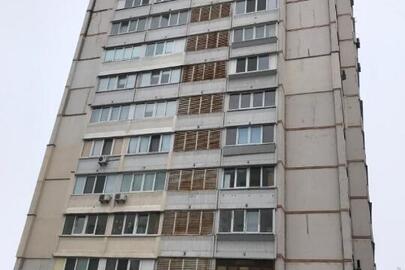 ІПОТЕКА. Квартира № 76, загальною площею 44.2 кв.м., що знаходиться за адресою: м. Київ, вул. Градинська, буд. № 20