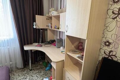 Комп`ютерний стіл, б/в