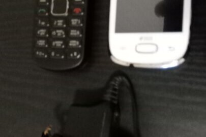 Мобільний телефон "NOKIA" модель 1280, мобільний телефон "Samsung" модель GT-S5312, зарядний пристрій до моб. телефонів "NOKIA"