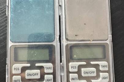 Конфісковане майно за вироком суду,  електронні ваги "Pocket scale"  дві одиниці б/в