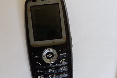 Мобільний телефон чорного кольору, б/в, 1 од.