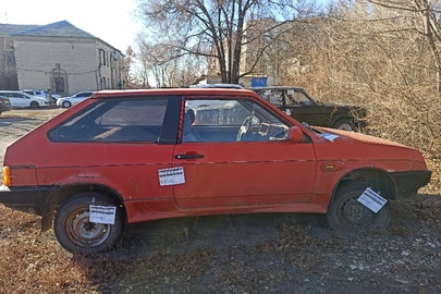 Легковий автомобіль: ВАЗ 2108, червоного кольору, 1987 р.в., ДНЗ: АН7526НТ, VIN: ХТА210800Н0126153