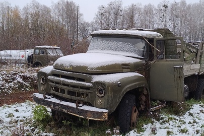 Колісний транспортний засіб автомобіль ЗІЛ, модель 130, бортовий-С 1976 року випуску, ДНЗ 8199РВЖ, кузов № 1241709, зеленого кольору