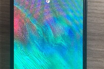 Конфіскація майна за рішенням суду : мобільний телефон "Samsung GaLaxy A20e" з картою мобільного оператора "Київстар" та  картою мобільного оператора "Vodafone", стан (б/в)