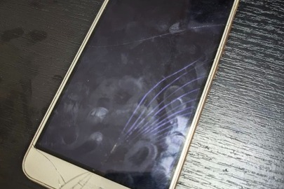 Конфіскація майна за рішенням суду: мобільний телефон Huawei TIT-U02, б/в
