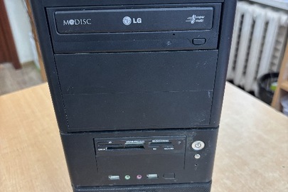 Конфісковане майно за рішенням суду: системний блок чорного кольору, був у використанні, робочий стан не відомий