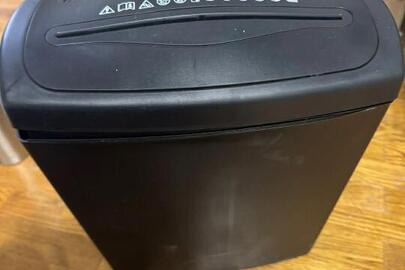 Знищувач документів (шредер), TSC408A, був у використанні, робочий стан не відомий