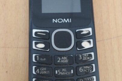 Мобільний телефон «Nomi-і 184», іmеі: стертий