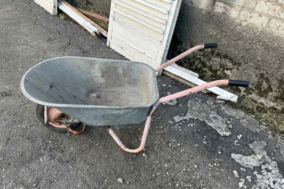 Конфісковане майно за рішенням суду: ручний віз б/в