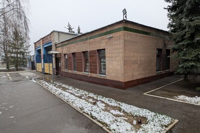 Нежитлова будівля літ. К-1, загальною площею 81,5 кв.м, що знаходиться за адресою: Харківська обл., м. Харків, вулиця Безлюдівська, 1