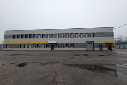 Нежитлові будівлі: А-4 пл. 2507,2 кв.м., 3-1 пл. 49,5 кв.м., Е-1 пл. 538,7 кв.м., Б-1 пл. 101,5 кв.м., У-2 пл. 992,4 кв.м., що знаходяться за адресою: Харківська обл., м. Харків, вулиця Безлюдівська, 1