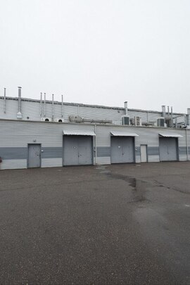 Нежитлові будівлі: літ. Ф-1 площею 2509,3 кв.м; літ.Х-1 площею 70,9 кв.м, що знаходяться за адресою: Харківська обл., м. Харків, вулиця Безлюдівська, 1