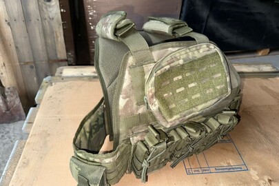 Жилети для носіння броньованих плит (GTIP 6211.39.00.00.39) у кількості 5409 шт., стан - новий