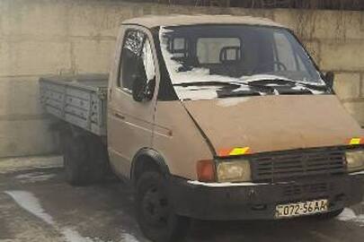 Автомобіль марки ГАЗ, модель: 330210, категорія: ВАНТАЖНИЙ, рік виробництва: 1997, VIN: XTH330210V1645195, номер шасі: XTH330210V1645195, номерний знак: 07256АА, колір: бежевий