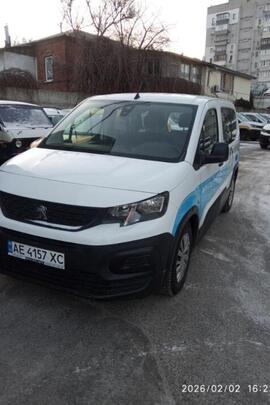 Автомобіль марки PEUGEOT, модель: RIFTER, категорія: легковий, рік виробництва: 2020, VIN: VR3EC9HPALJ832200, номер кузова: VR3EC9HPALJ832200, номерний знак: AE4157XC, колір: білий