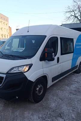 Автомобіль марки PEUGEOT, модель: BOXER, категорія: ВАНТАЖНИЙ, рік виробництва: 2020, VIN: VF3YD3MFC12N94782, номер кузова: VF3YD3MFC12N94782, номерний знак: АЕ9775ОА, колір: білий