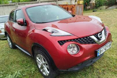 Транспортний засіб: марка та модель NISSAN JUKE, колір - червоний, рік випуску - 2017, д/н  ВН7429НМ, номер кузова SJNFBAF15U7376529, VIN SJNFBAF15U7376529