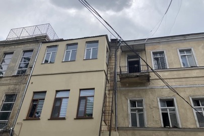 1/3 частка горіщного приміщення загальною площею 44,4 кв.м., яке розташоване за адресою: м. Одеса провулок Нахімова, 3