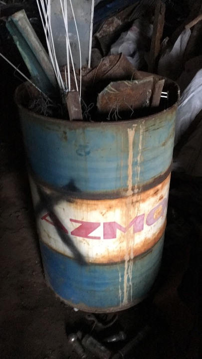 Брухт чорного металу вагою 130 кг