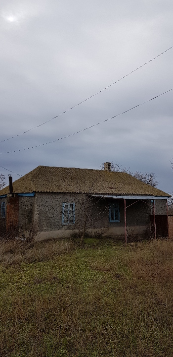 Житловий будинок площею 55,6 м.кв., розташований за адресою: Херсонська область, Білозерський район, с. Широка Балка, вул. 2 Набережна, буд. 4