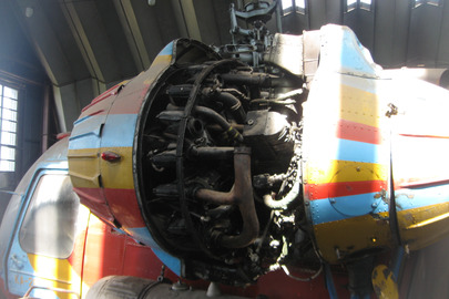 Двигуни для вертолітів марки М-14В26 у кількості 31 одиниця