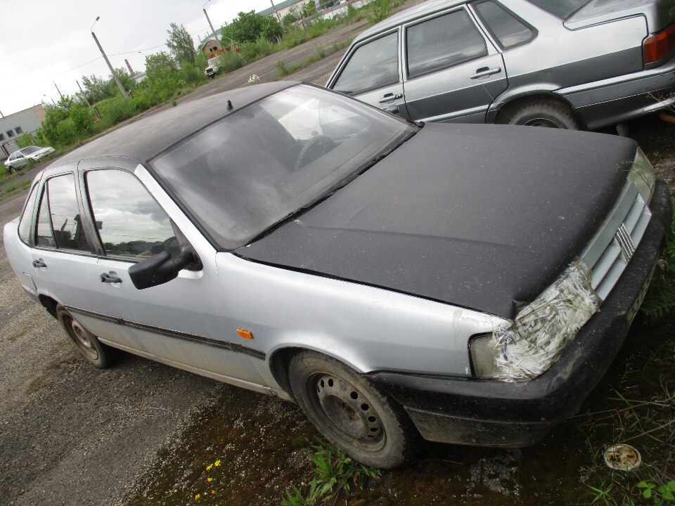 Легковий автомобіль марки Fiat, модель: Tempra 1.6S, 1991 р.в., д.н.з. 531-30 ІВ, кузов номер: ZFA15900007077465, сірого кольору