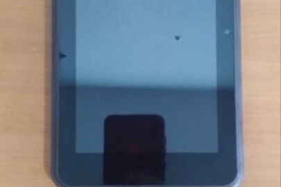 Планшет коричневого кольору "Impression ImPAD 6213" із встановленими батареєю живлення, СІМ-картою оператора мобільного зв'язку "МТС", стан б/в
