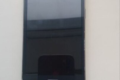 Мобільний телефон торгівельної марки "Samsung DUOS SM G361H/DS", стан б/в