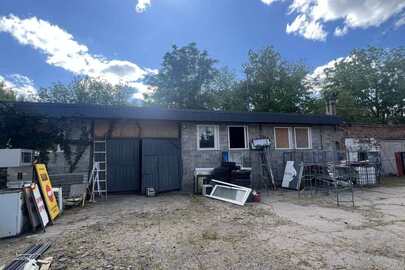 Нежитлове приміщення: № 4 в літ. «Б-1» загальною площею 163,6 кв.м., яке знаходиться за адресою: м. Харків, вулиця Вадима Манька (Чкалова), будинок 2-Б