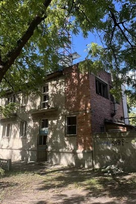 Нежитлові приміщення: 1-го поверху № 1,2,3,4,5,6,7,8 загальною площею 55,2 кв.м. та 2-го поверху № 12,13,14,15,16,17,18,19 загальною площею 71,7 кв.м. в літ. «А-2», адреса: м. Харків, вул. Вадима Манька (Чкалова), буд. 2-Б 