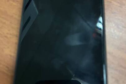 Конфісковане майно за рішенням суду: мобільний телефон IPHONE 11 (imei: 350537096266868, imei: 350537096306219) з сім-картою за номером +380954964917 в чохлі, під яким знаходяться дві сім-карти: Київстар та Vodafonе, б/в.